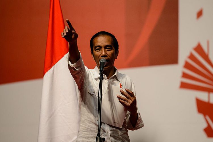 Jokowi Teken Perppu Pembubaran Ormas