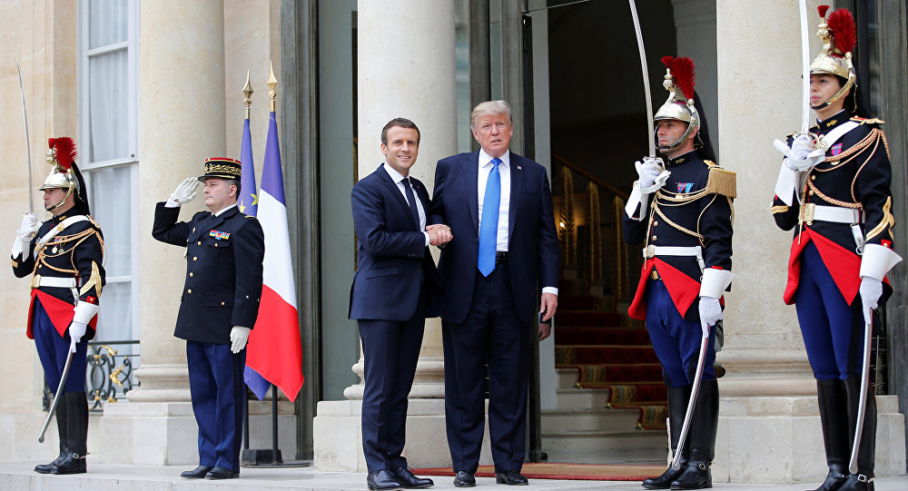 França não insiste mais na saída de Assad; prioridade é luta contra terrorismo