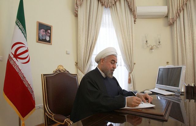 Iran's President congratulates France on national day