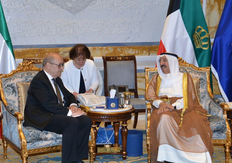 French FM in Kuwait for Saudi-Qatar crisis talks