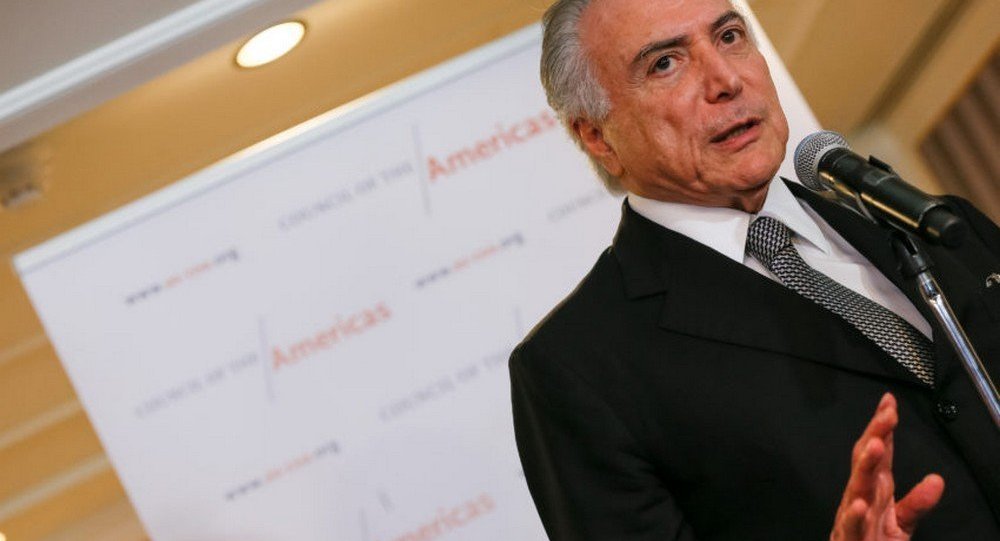 ONG: Temer mantém pouco mais de um Maracanã de comissionados