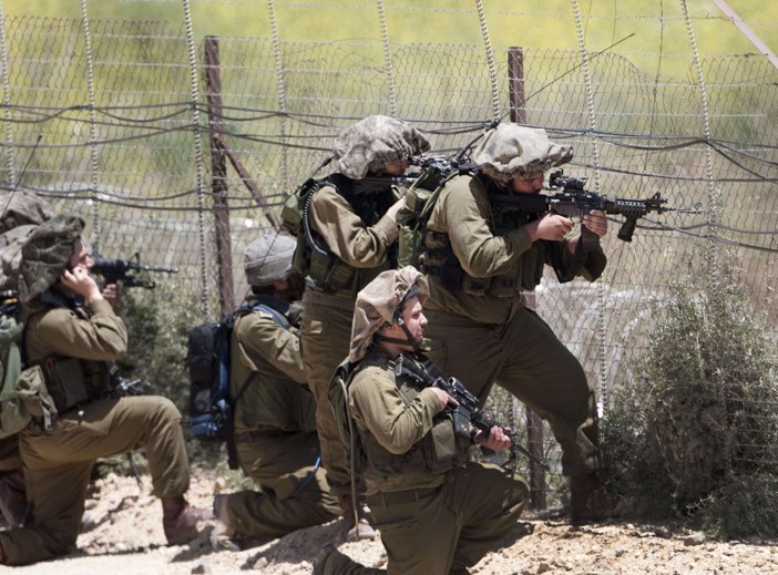إطلاق نار إسرائيلي كثيف تجاه منازل الفلسطينيين جنوب قطاع غزة