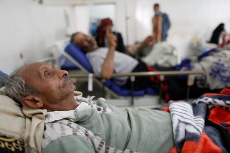 العدوان السعودي يمنع طائرة للأمم المتحدة تقل صحفيين الى صنعاء