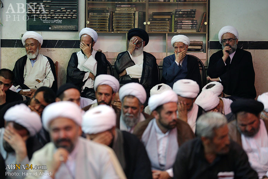 تقرير مصور/ اقامة مجلس عزاء بمناسبة استشهاد الامام الصادق (ع) في مكتب آية الله العظمى "مكارم الشيرازي"-1