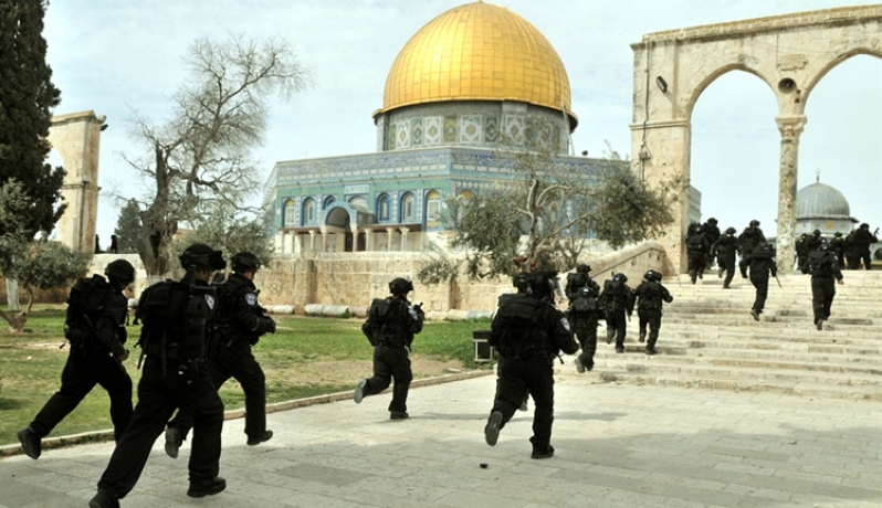 Arab League: Israel 'playing with fire' at holy site 