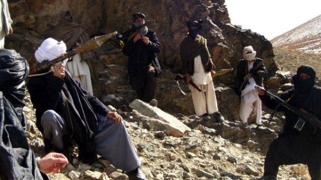 Taliban attacks Afghan police, capturing two districts