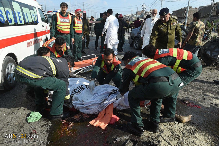 تقرير مصور/ مقتل وإصابة 64 شخصا في عملية ارهابية بمدينة لاهور الباكستانية