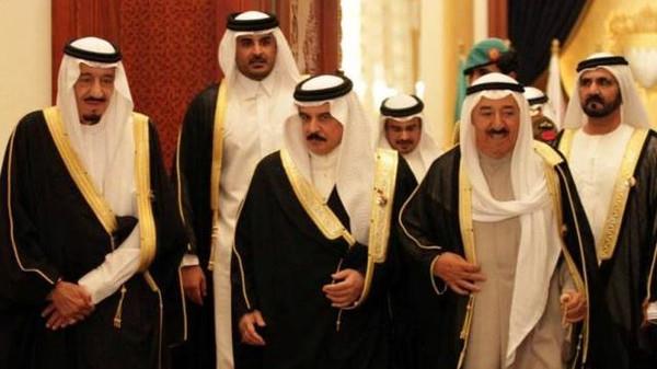 الأزمة القطرية تسببت في فصل 480 عائلة خليجية