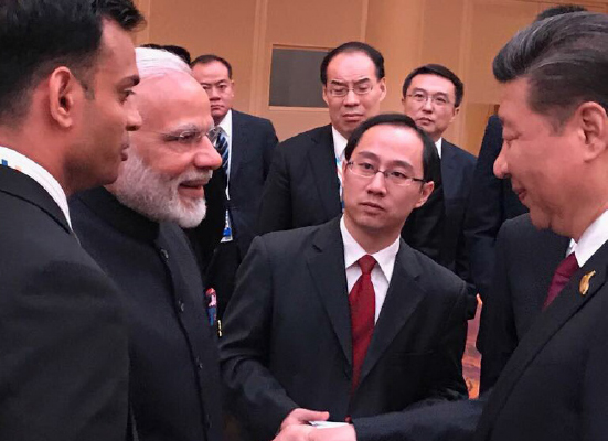   သံတမန္နည္းလမ္းျဖင့္ တိတ္တဆိတ္ ေျဖရွင္းေနေသာ အိႏိၵယ-တ႐ုတ္ ပဋိပကၡ