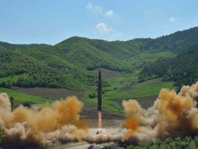 شمالی کوریا نے جاپان پر بیلسٹک میزائل داغ دیا