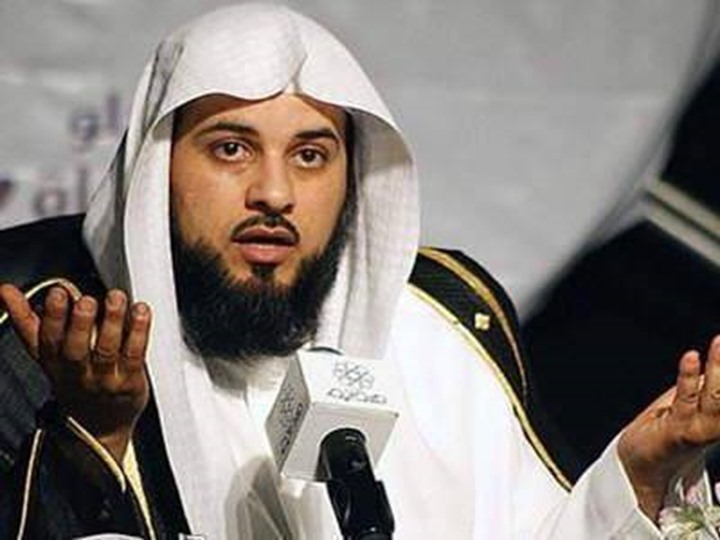 آيات عرابي للعريفي: "سقطت يا منافق وسيسقط خلفك آل سعود"