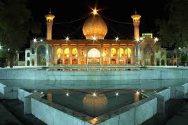 تصویری رپورٹ: شاہچراغ (ع) کے حرم سے غبار صاف کرنے کی تقریب