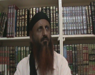 قيادي بارز في القاعدة يسلمه نفسه جنوب اليمن
