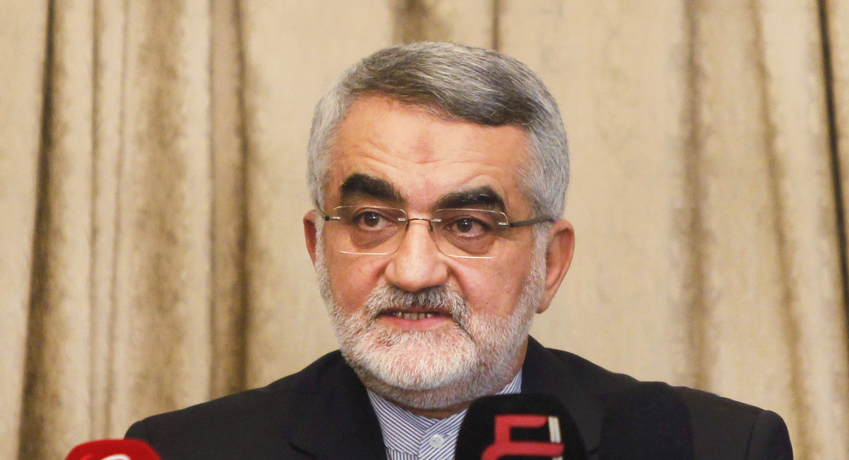 Iran parliamentary commission ratifies motion to counteract US moves