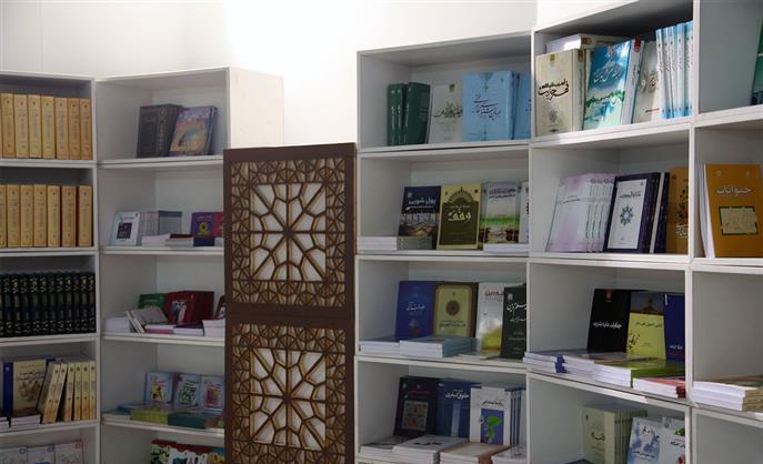 Astan Quds Razavi introduces some works about Imam Reza in English