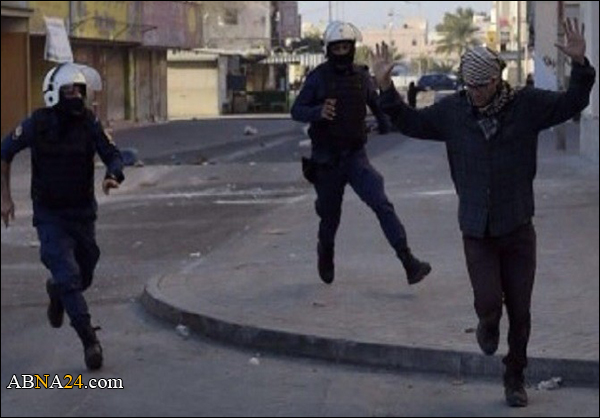 السلطات الأمنية تحول مواطنين لمركز شرطة البديع بعد محاولتهم دخول الدراز المحاصرة عبر نقاط التفتيش