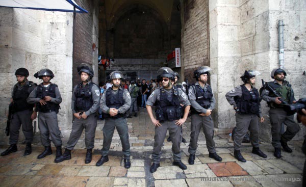 Israel stole large number of confidential al-Aqsa documents 