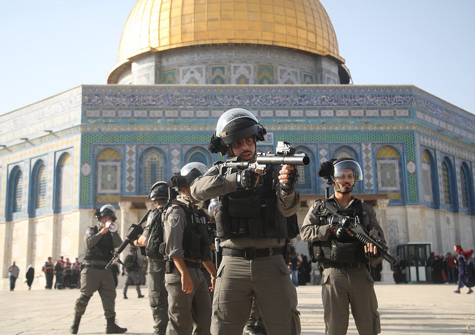 Israel's desecration of al-Aqsa same as hurting whole Muslim community