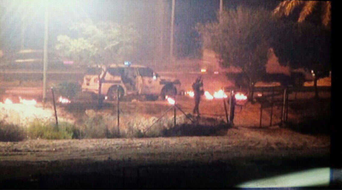 قوات مصحوبة بمليشيات مسلحة تداهم أحياء في بلدة الدراز 