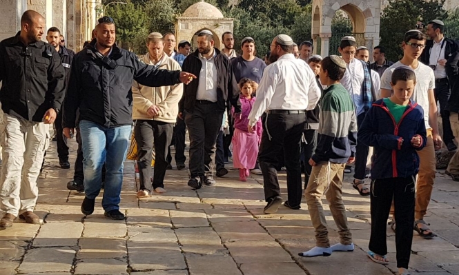أكثر من ألف مستوطن يقتحمون الأقصى وقوات الاحتلال تحول القدس إلى ثكنة عسكرية