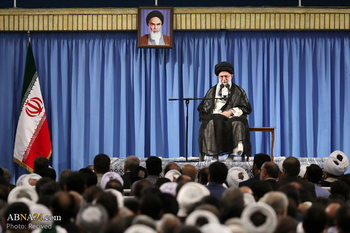 Imam Jamenei: El Hayy de este año es la Mejor Oportunidad para Rechazar la Violación de la Mezquita Al-Aqsa 