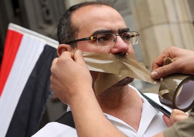 حملة لطرد الصحفيين المعارضين لبيع الجزيرتين من صحف مصر