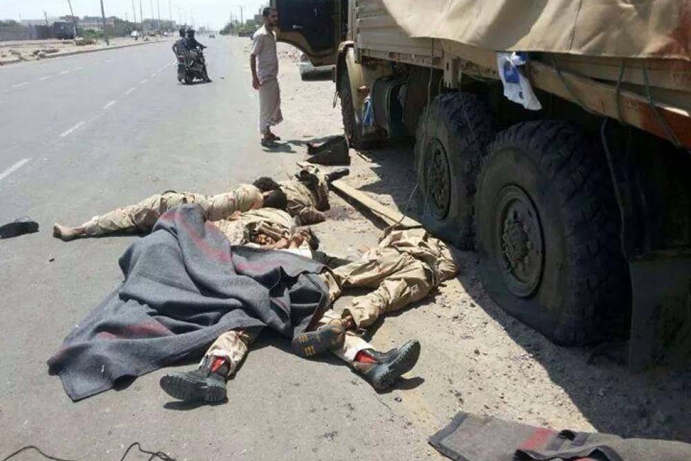 قتلى وجرحى في استهداف قيادات للمرتزقة بسلاح نوعي في تعز