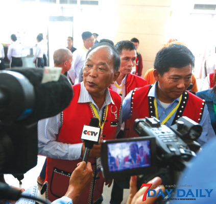 ေျမာက္ပိုင္း လက္နက္ကိုင္ခုနစ္ဖြဲ႕ႏွင့္ တစ္ၿပိဳင္တည္းေတြ႕ရန္ အစီအစဥ္မရွိေသးဟု ၿငိမ္းခ်မ္းေရးေကာ္မရွင္ေျပာ