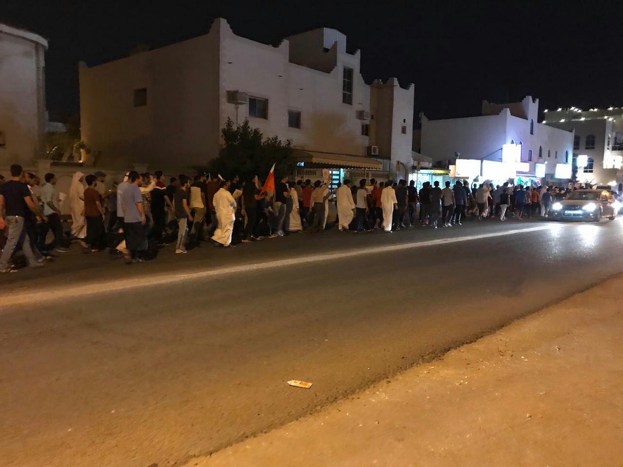 مظاهرات الدراز رفضا للإقامة الجرية على آية الله الشيخ "عيسى قاسم وتضامنا مع العوامية