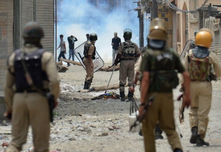 Five killed during clashes in Kashmir