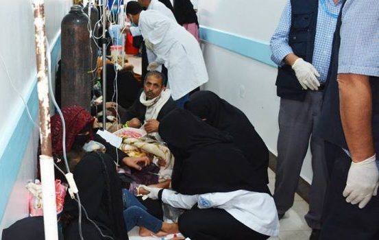 اليمن يسجل نصف مليون حالة كوليرا ونحو ألفي وفاة