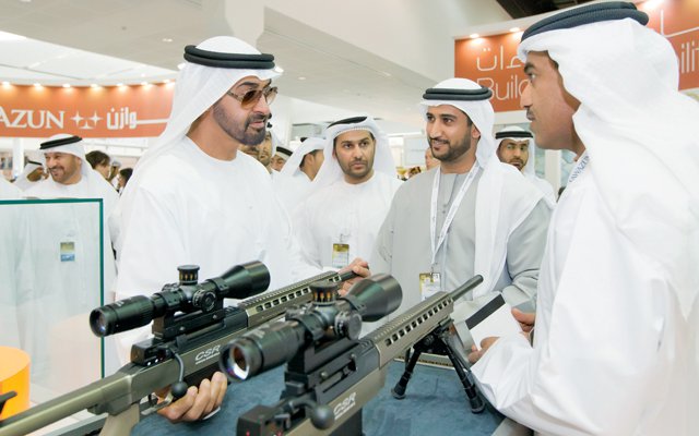 مسؤول يمني: أسلحة إماراتية وصلت للقاعدة والحرب ضد التنظيم وهمية