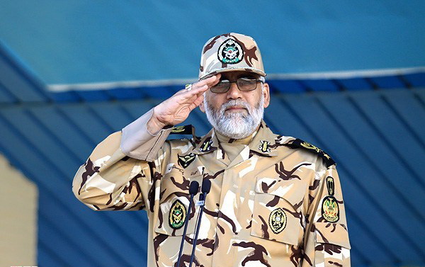 ISIS cannot get near Iran's borders even in mind: Iranian Commander