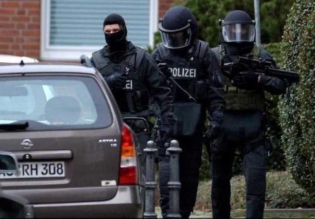 مقتل شخص بعملية طعن في غرب ألمانيا وفرار المرتكب