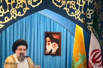 خطیب جمعہ تہران:امریکا دنیا میں انسانی حقوق کی خلاف ورزی کرنے والا سب سے بڑا ملک