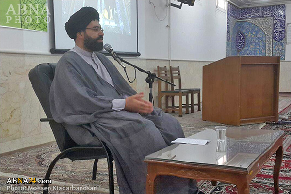 تقرير مصور/ اختتام الدورة الصيفية للمكالمة العربية في مدرسة "فاطمي" العلمية بقم المقدسة