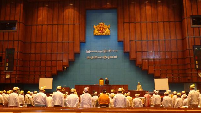 သီရီမဂၤလာ​ေစ်း​ေဟာင္​း ဖ်က္သိမ္းသင့္၊ မသင့္ၿမိဳ႕​ေတာ္​ဝန္ႏွင့္ ေတြ႕ဆံု ဆံုးျဖတ္​သြားမည္​