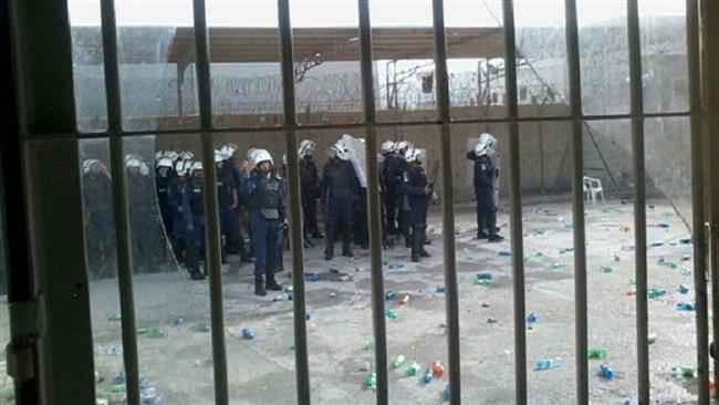 Bahraini police attack prisoners for practicing Shiite religious rituals