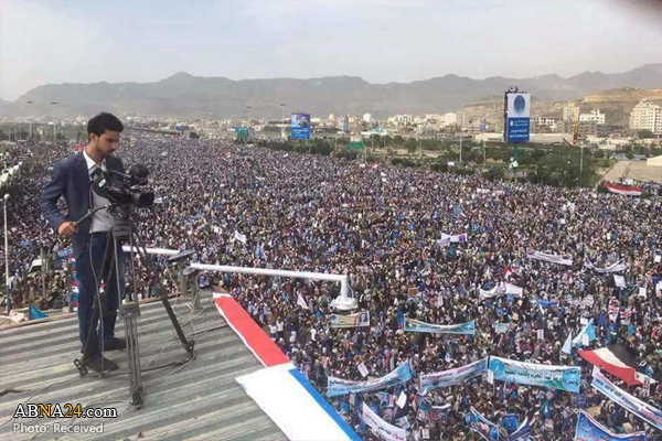 یمن کے السبعین اسکوائر پر لاکھوں افراد کا اجتماع، سعودیہ کی جارحیت کا دنداں شکن جواب دینے کا اعلان+ تصاویر