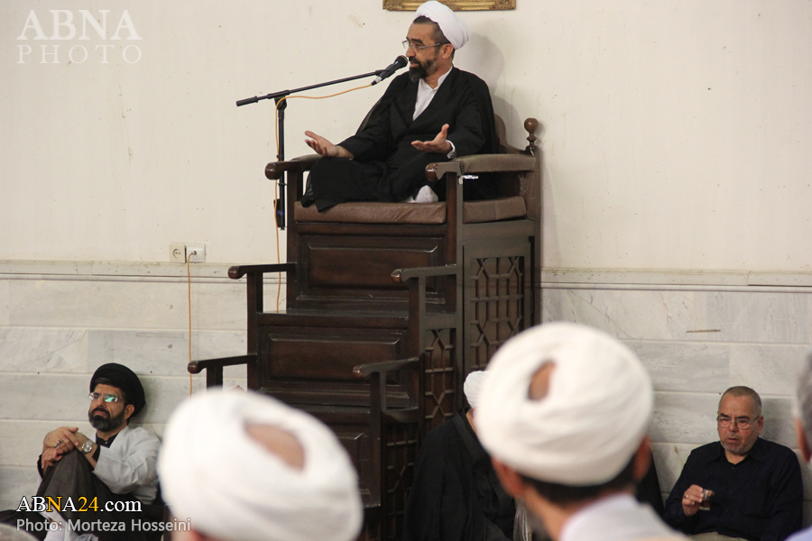 تقرير مصور/ احياء ذكرى استشهاد الامام الجواد (ع) في مكتب آية الله "صافي كلبايكاني"