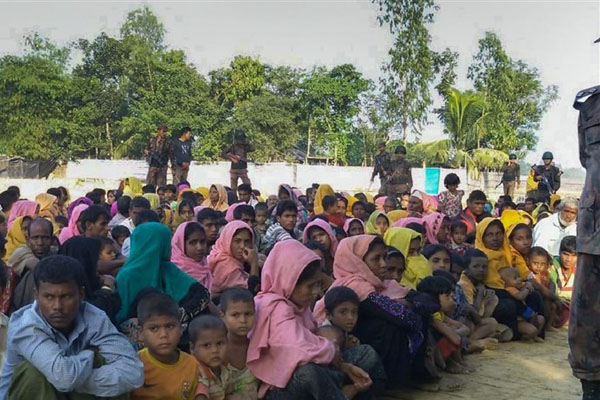 ミャンマーのロヒンギャ族数千人が新たにバングラデシュに逃亡