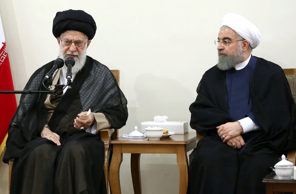 Imam Khamenei underlines revolutionary morale in foreign diplomacy