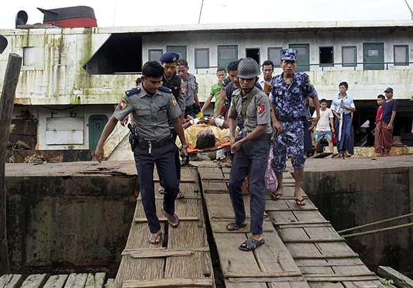ေမာင္ေတာေဒသ၌ အၾကမ္းဖက္တုိက္ခိုက္မႈမ်ား ဆက္လက္ျဖစ္ပြား အရပ္သားငါးဦး ေသဆံုး ဖမ္းမိထားသည့္ အၾကမ္းဖက္သမားႏွစ္ဦးကို စစ္ေဆးေန