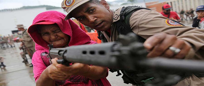 ABD'nin yaptırımlarına karşı Venezuela'dan 900 bin kişilik askeri tatbikat 