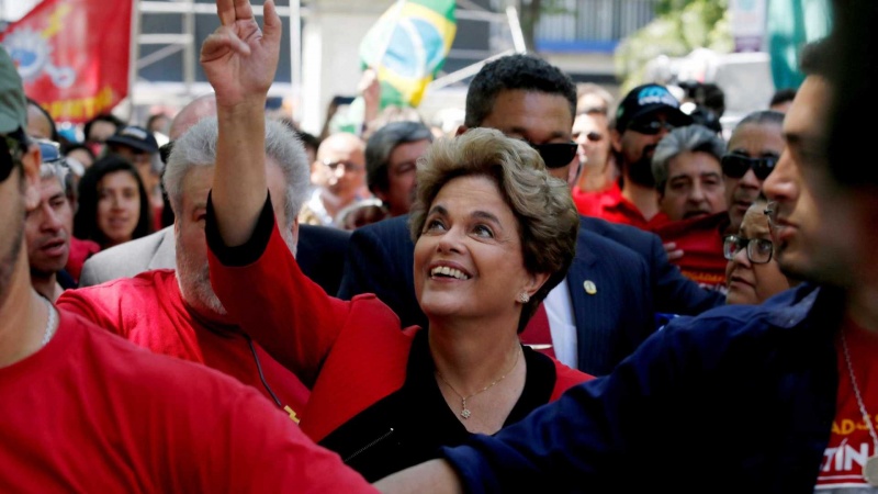 Dilma usará aniversário do impeachment para atacar Temer