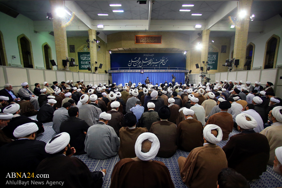 تصویری رپورٹ: نئے تعلیمی سال کے موقع پر رہبر انقلاب اسلامی کا درس خارج 