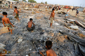 Militer Myanmar Bakar 2600 Rumah Penduduk Muslim Rohingya