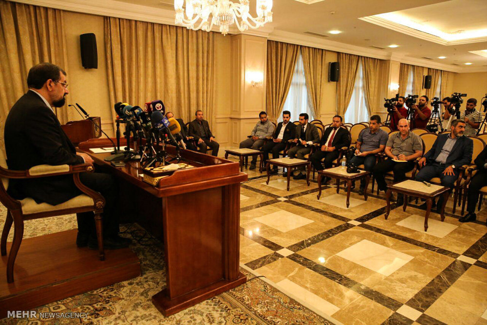 تصویری رپورٹ: مجمع تشخیص مصلحت نظام کے سکریٹری کی بغداد میں کانفرنس