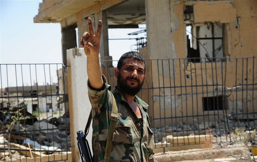 Putin congratulates Assad over lifting siege on Deir Ezzor