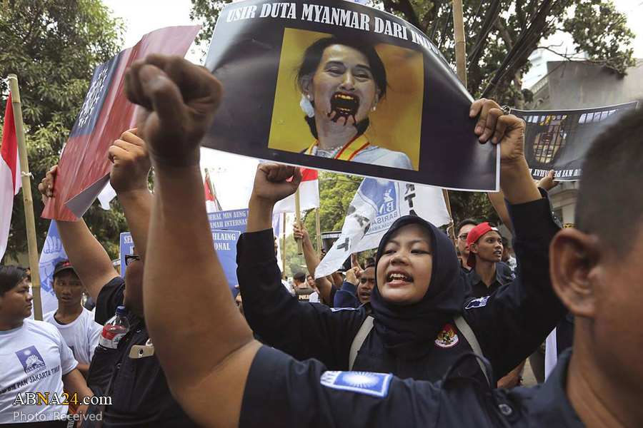 ျမန္မာ  မြတ္စလင္မ္ မ်ား ကို သတ္ျဖတ္ေနမႈ အတြက္ ႐ႈတ္ခ် ဆႏၵျပ ပြဲ ၊ ဂ်ကာတာ ၊ photos